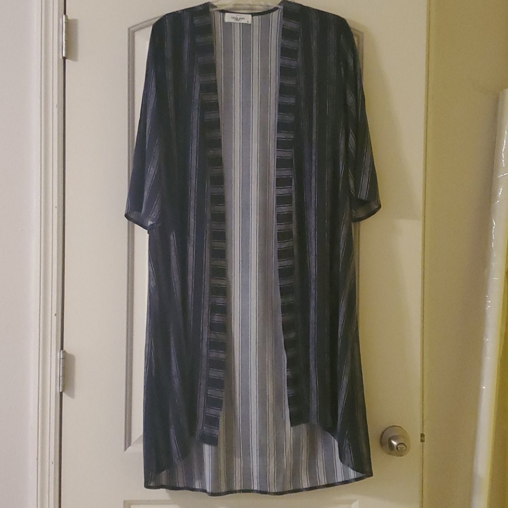 Carly jean kimono